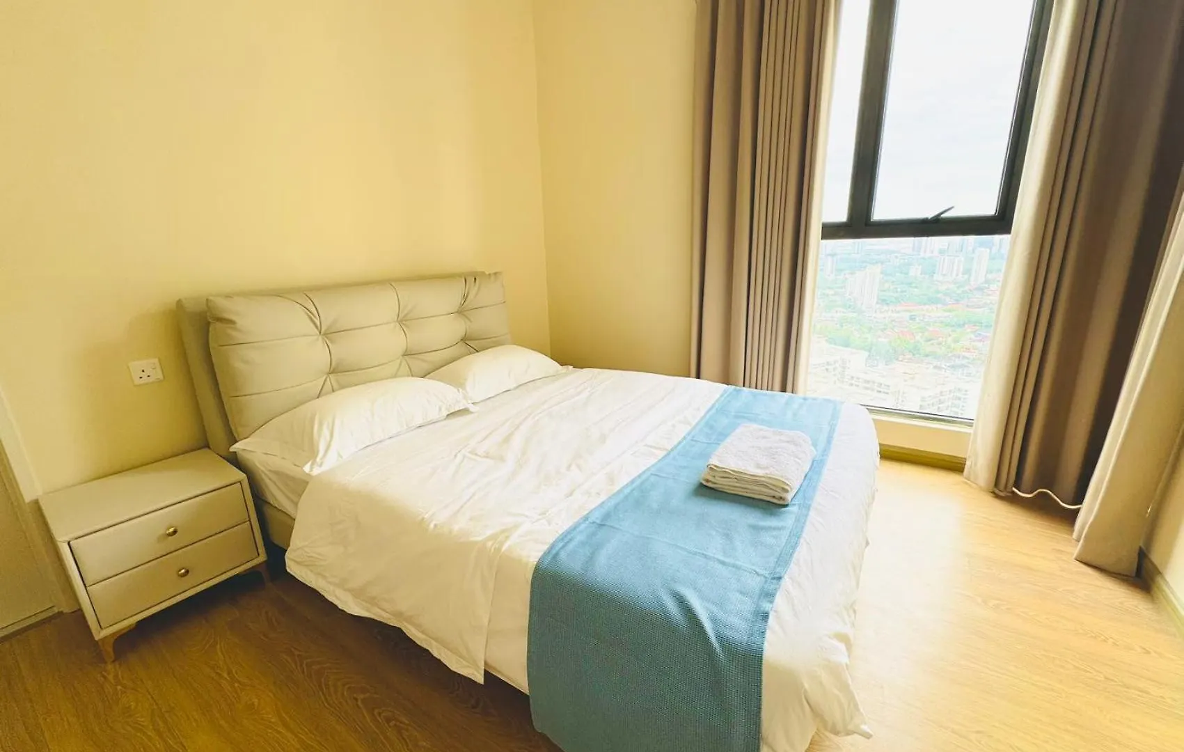 Danga Bay Seaview Laurel Bay Breeze Apartment Johor Bahru